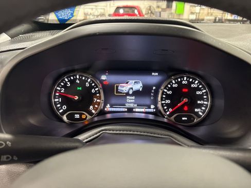 Certified 2022 Jeep Renegade Latitude image 6