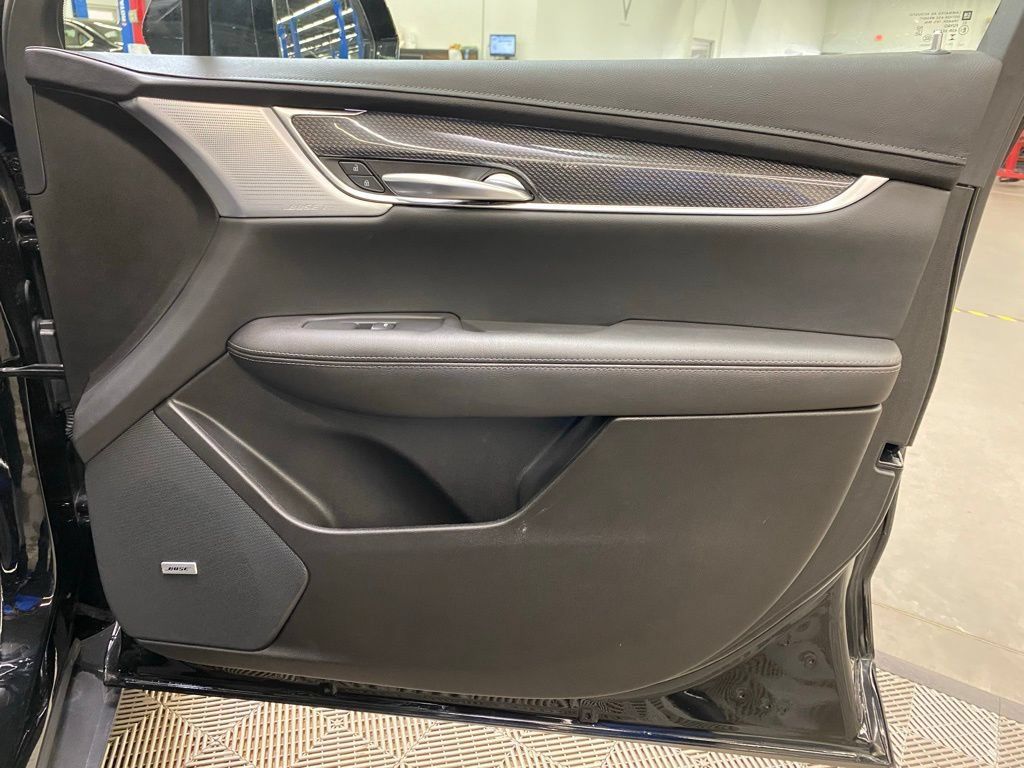 Used 2023 Cadillac XT5 Sportv AWD/4WD image 15