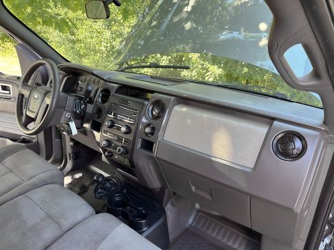 Used 2010 Ford F150 STX AWD/4WD image 27