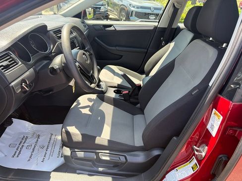 Used 2017 Volkswagen Jetta S FWD image 22