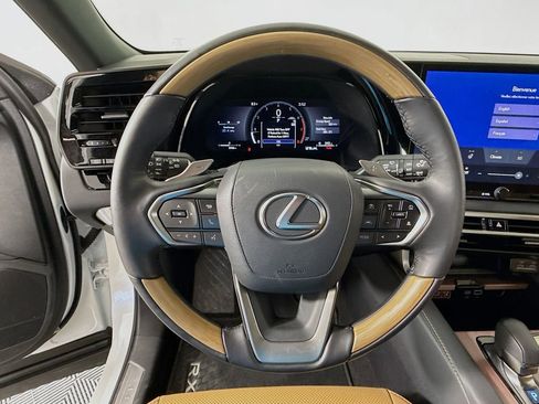 Used 2025 Lexus RX 350 Premium w/ Accessory Package (Z1) image 11