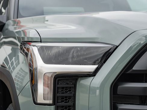 New 2026 Toyota Tundra SR5 image 12