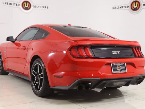 Used 2019 Ford Mustang GT RWD image 4