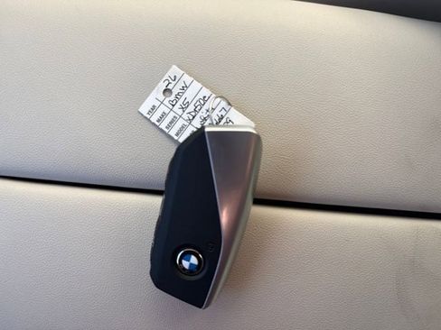 New 2026 BMW X5 xDrive50e w/ Executive Package image 27