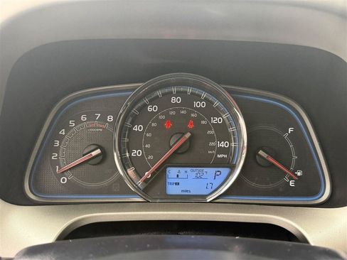 Used 2015 Toyota RAV4 Limited w/ Technology Package AWD/4WD image 30