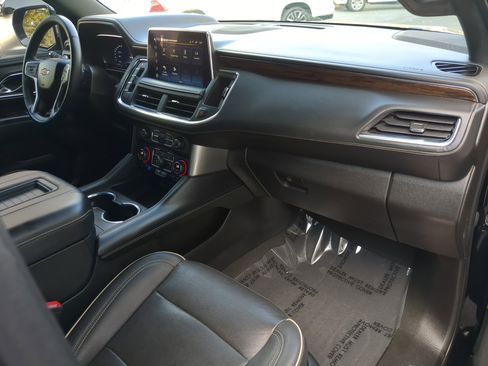 Used 2022 Chevrolet Tahoe Premier image 11