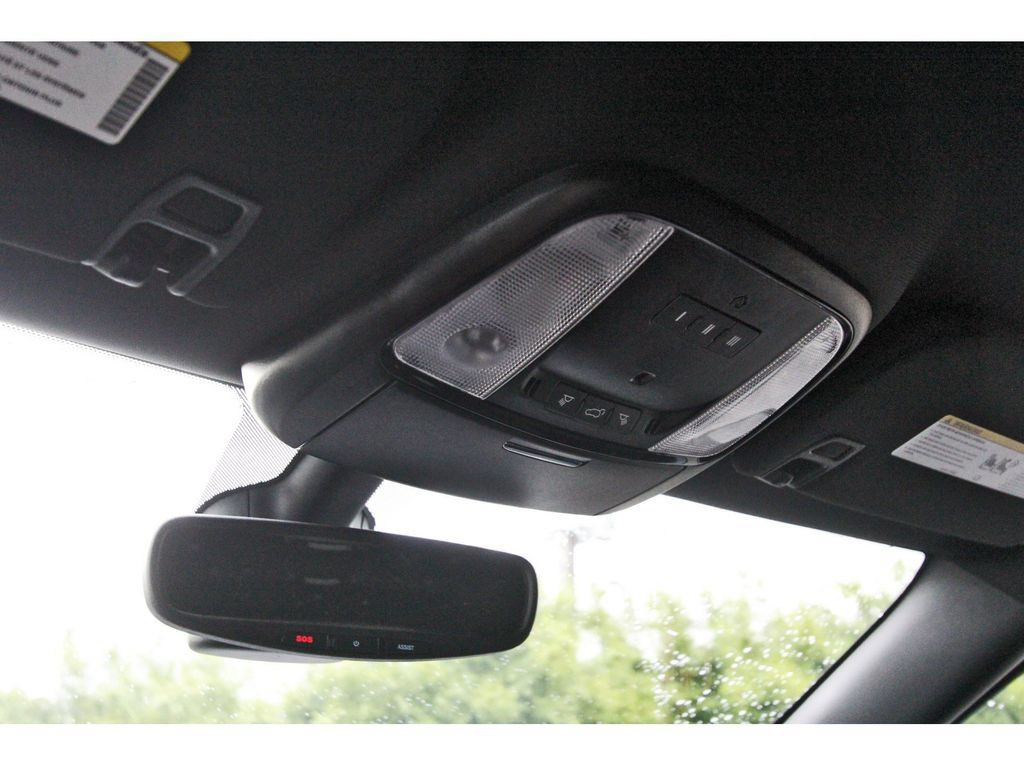 Used 2025 Dodge Durango GT AWD/4WD image 25
