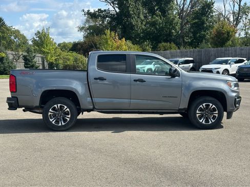 Used 2022 Chevrolet Colorado Z71 w/ Safety Package AWD/4WD image 7