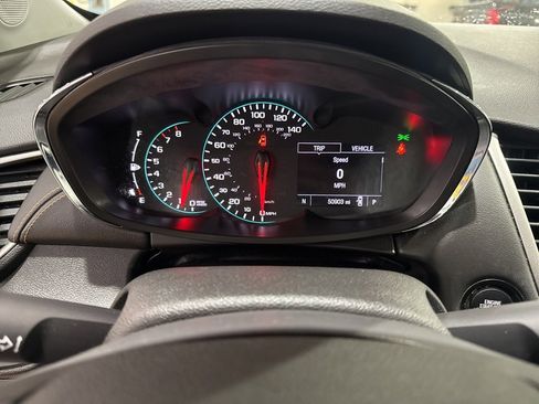 Used 2019 Chevrolet Trax LT w/ LT Convenience Package image 17