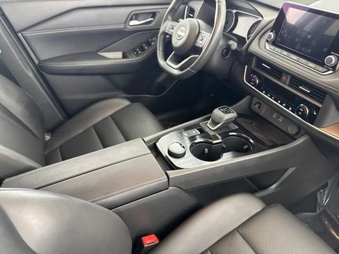 Certified 2024 Nissan Rogue SV w/ SV Premium Package AWD/4WD image 21