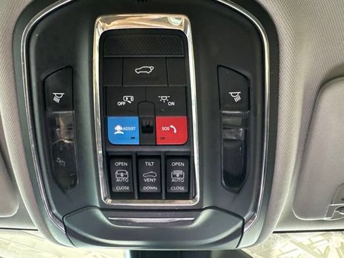 Used 2023 Jeep Grand Cherokee 4WD 4xe w/ Luxury Tech Group II image 52