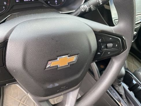 Used 2021 Chevrolet TrailBlazer LT w/ Convenience Package FWD image 22