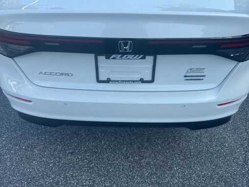 Used 2024 Honda Accord Touring image 14
