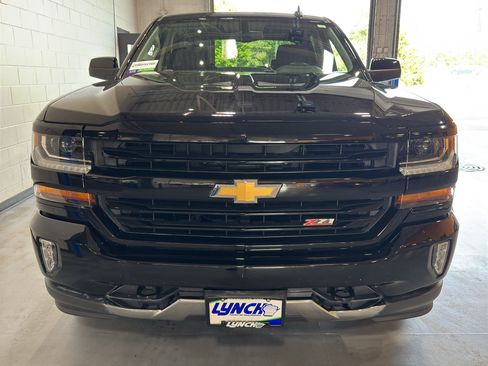 Used 2018 Chevrolet Silverado 1500 LT w/ All Star Edition AWD/4WD image 8