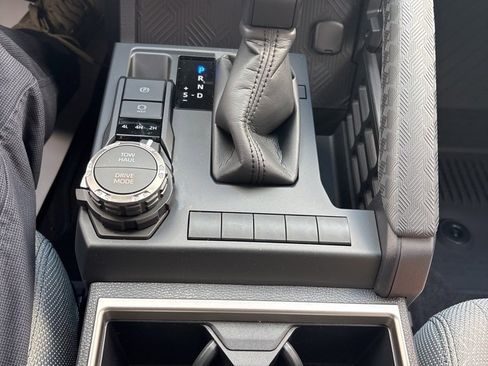 New 2026 Toyota 4Runner SR5 image 17