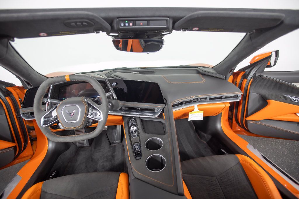 Used 2026 Chevrolet Corvette Stingray Premium Conv w/ Z51 Performance Package RWD image 50