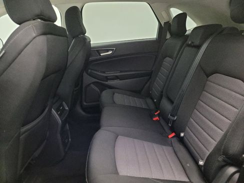 Used 2021 Ford Edge SE w/ Cargo Accessory Package FWD image 18