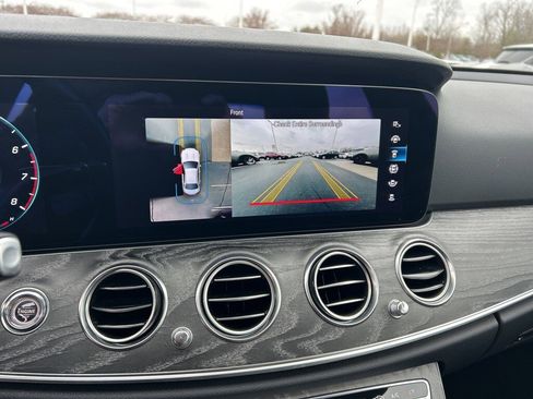 Used 2021 Mercedes-Benz E 350 Sedan image 14