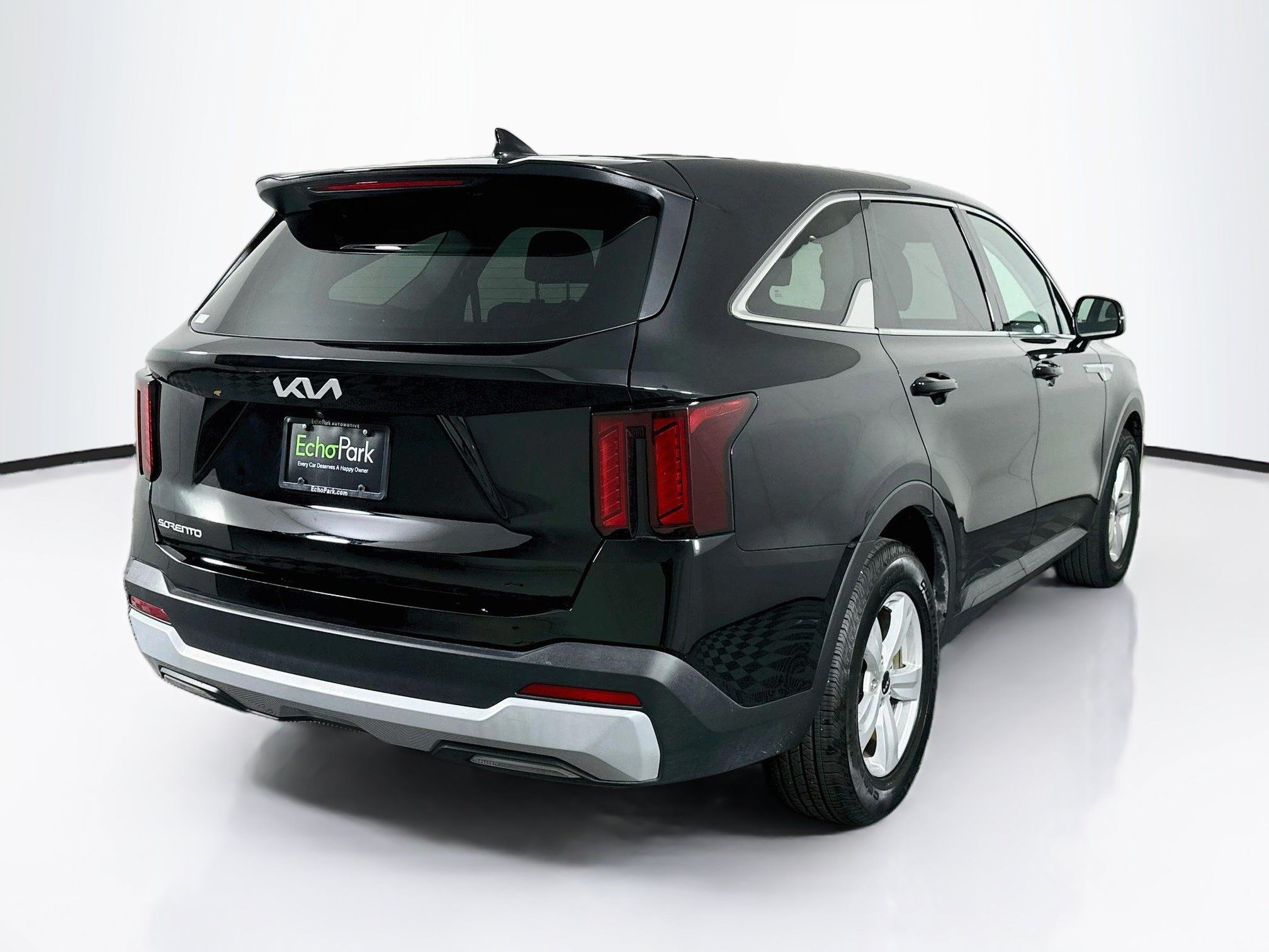 Used 2026 Kia Sorento LX FWD image 9