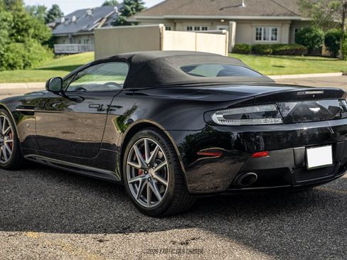 Used 2015 Aston Martin V8 Vantage GT RWD image 19