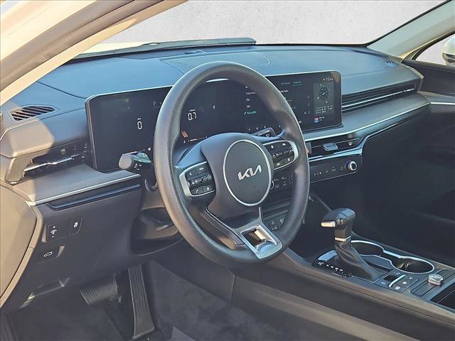 Used 2026 Kia K5 LXS FWD image 10