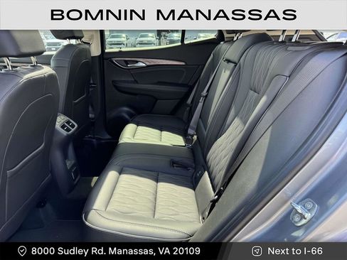 Used 2022 Buick Envision Avenir w/ Technology Package II AWD/4WD image 13