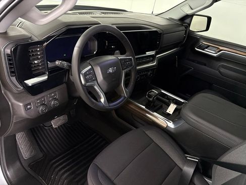 New 2026 Chevrolet Silverado 1500 RST w/ Z71 Off-Road Package AWD/4WD image 19
