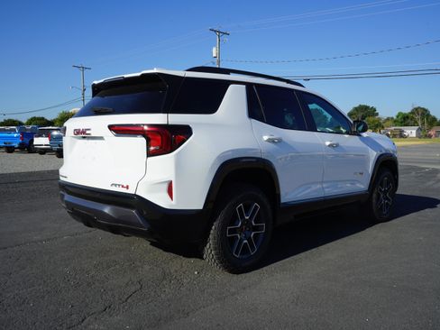 New 2026 GMC Terrain AT4 image 5