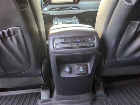 Used 2022 Hyundai Palisade SEL w/ Premium Package FWD image 30