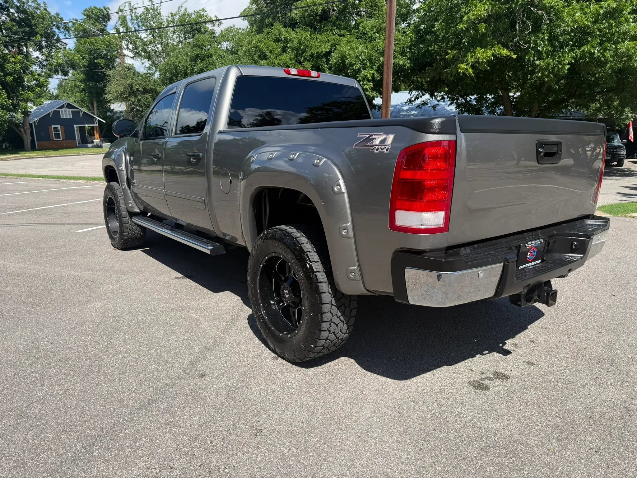 Used 2014 GMC Sierra 2500 SLE w/ SLE Preferred Package AWD/4WD image 7