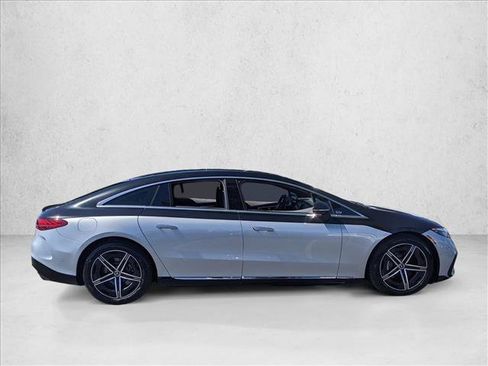 Used 2023 Mercedes-Benz EQS 450+ 4MATIC Sedan image 4