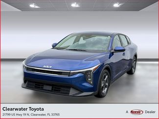 Used 2025 Kia K4 FWD video 1