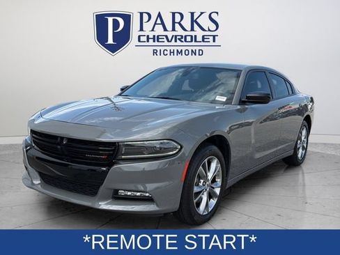 Used 2023 Dodge Charger SXT AWD/4WD image 3