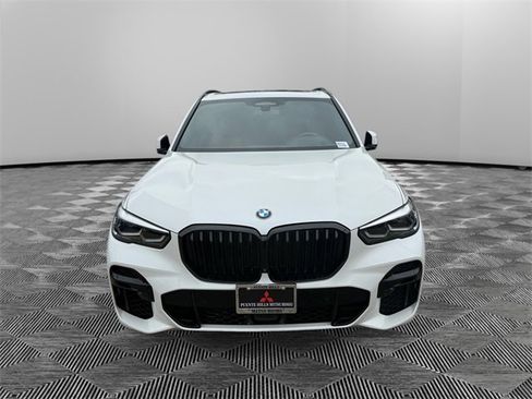 Used 2022 BMW X5 sDrive40i w/ M Sport Package image 2