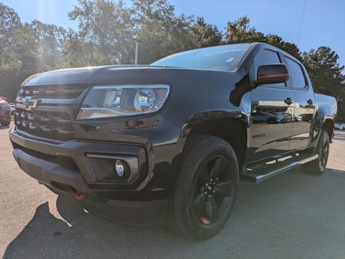 Used 2021 Chevrolet Colorado LT w/ Redline Special Edition image 8