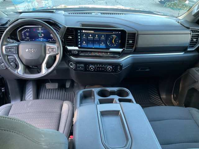 Used 2026 Chevrolet Silverado 1500 RST AWD/4WD image 4