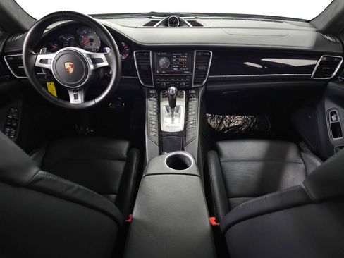 Used 2013 Porsche Panamera GTS image 16