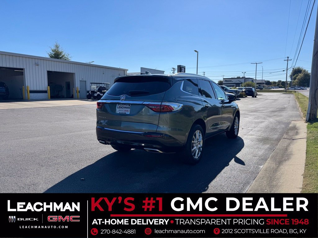 Used 2024 Buick Enclave Essence w/ Experience Buick Package FWD image 3