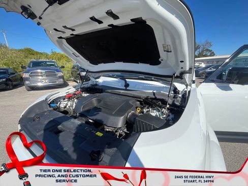 Used 2020 Land Rover Defender 110 HSE image 22