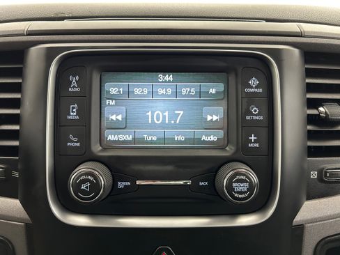 Used 2017 RAM 1500 ST w/ SXT Appearance Group AWD/4WD image 5