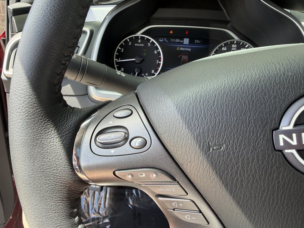 Used 2024 Nissan Murano SL AWD/4WD image 28