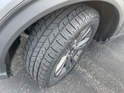 Used 2025 Ford Explorer Active w/ Active Comfort Package AWD/4WD image 11