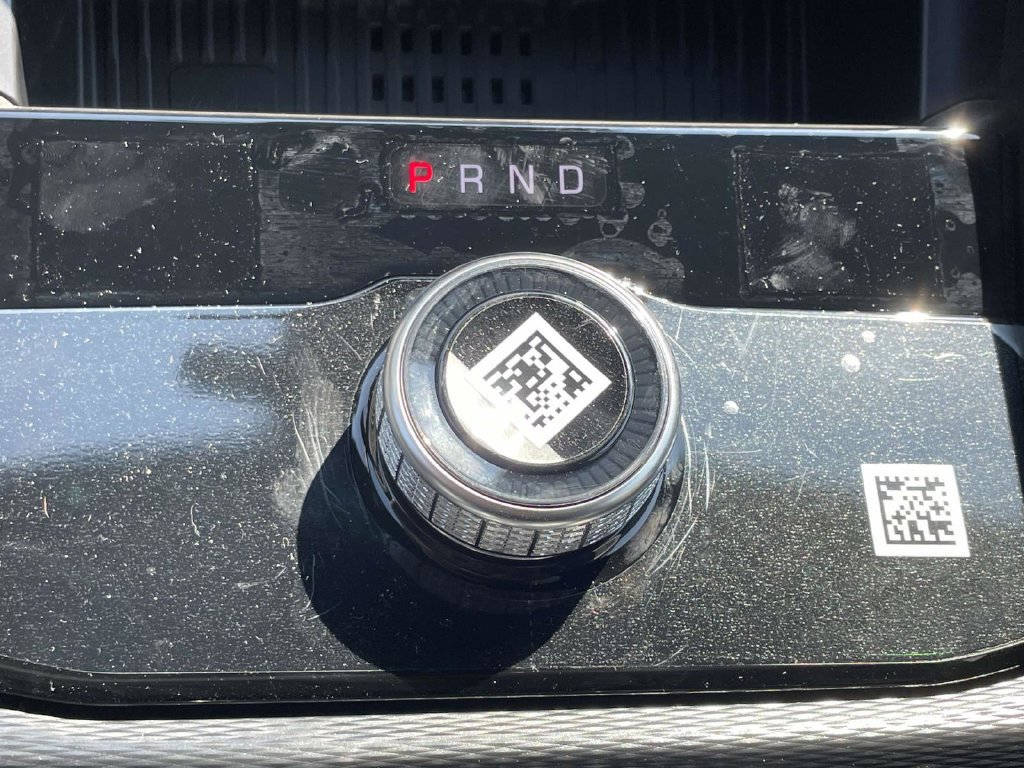 New 2027 Jeep Grand Cherokee Altitude RWD image 40