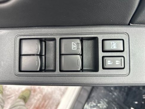 Used 2025 Nissan Frontier S w/ S Utility Package image 13