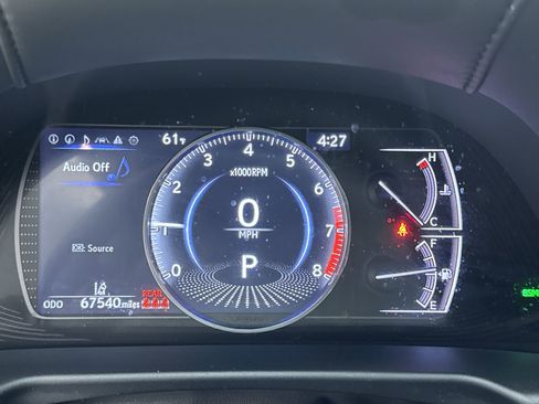 Used 2019 Lexus ES 350 Ultra Luxury w/ Accessory Package 2 image 9