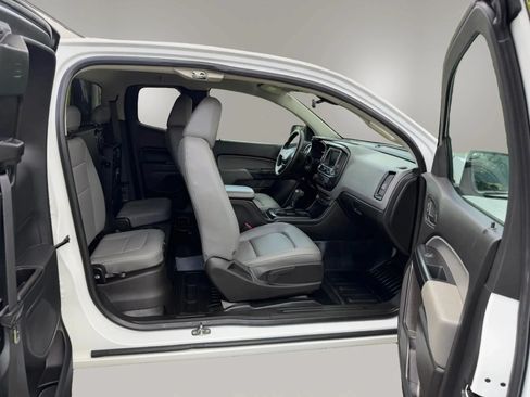 Used 2019 Chevrolet Colorado W/T w/ WT Convenience Package RWD image 49