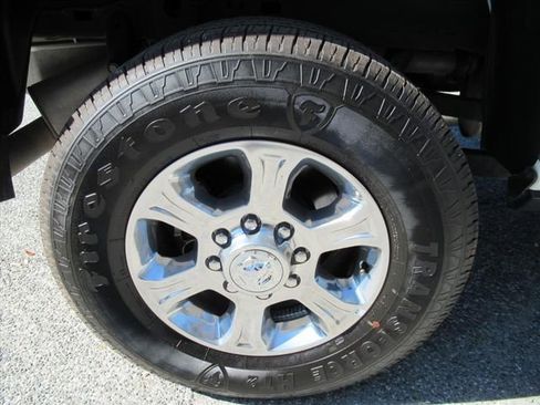 Used 2024 RAM 2500 Big Horn w/ Bed Utility Group image 28