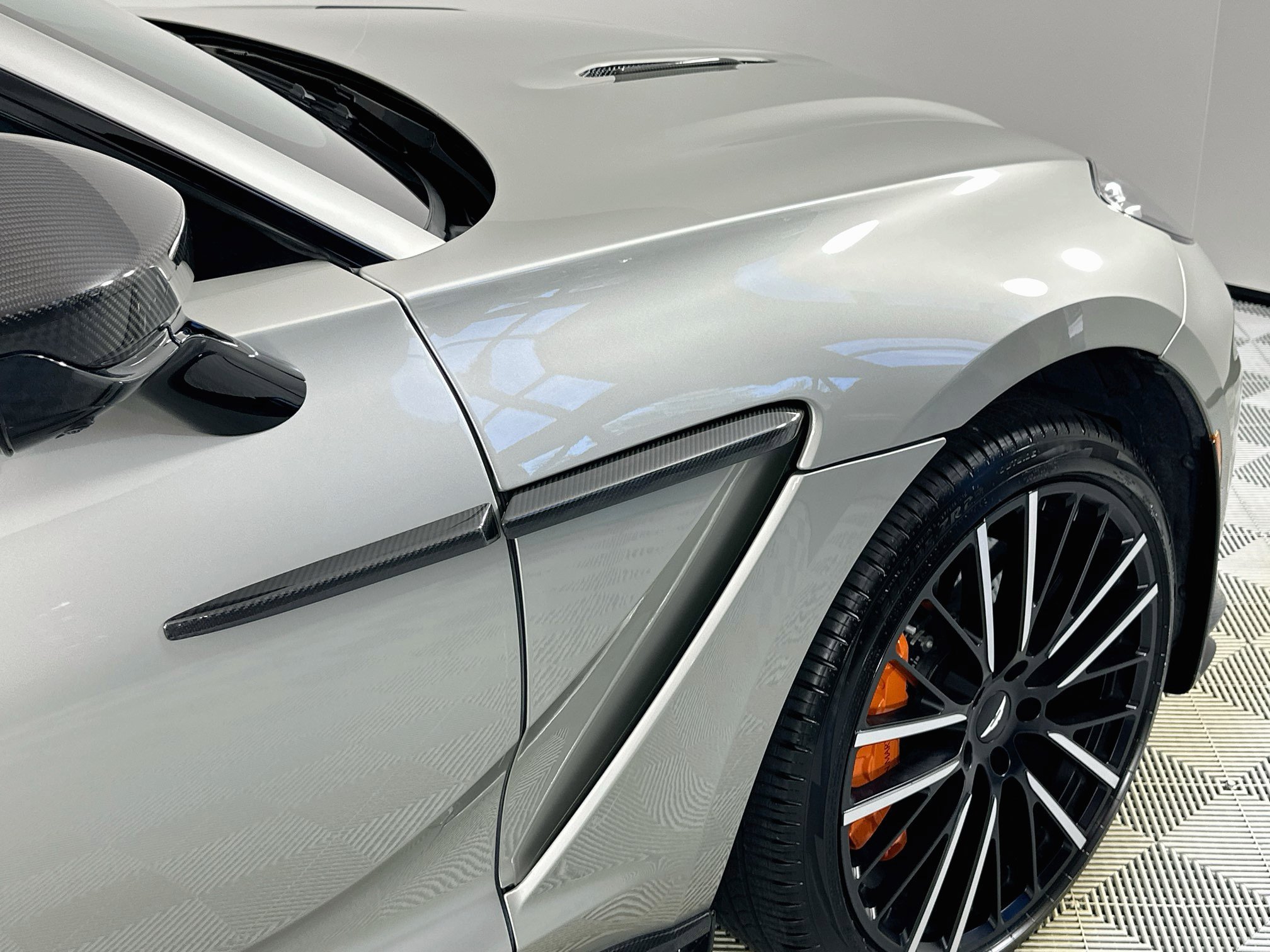 Used 2023 Aston Martin DBX 707 AWD/4WD image 9