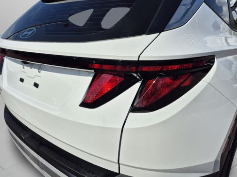 Certified 2026 Hyundai Tucson SE FWD image 33