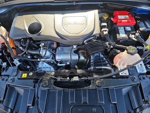 Used 2024 Alfa Romeo Tonale Veloce image 15